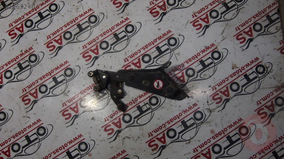 Fiat Doblo Sürgü Kapı Menteşesi