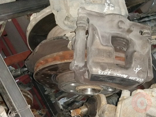 Mercedes CLA benzinli sol aks taşıyıcı