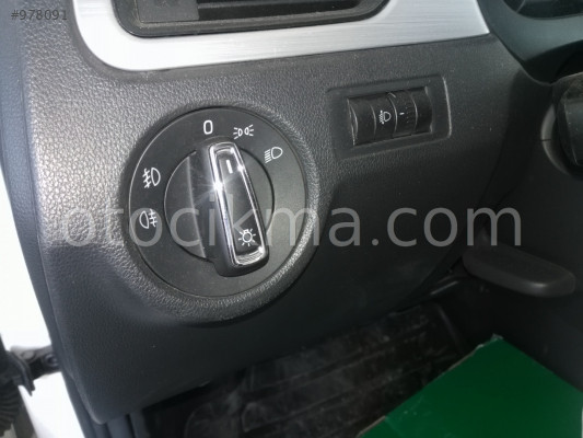 SKODA RAPİD FAR DÜĞMELERİ