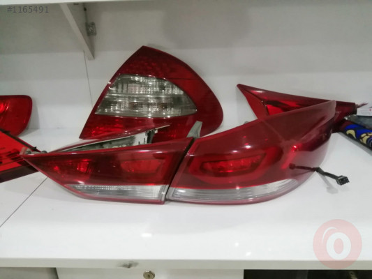 Hyundai Elantra sağ iç dış stop