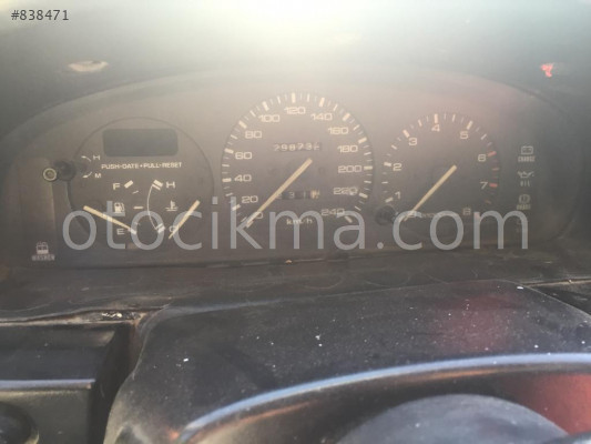 MAZDA 323 H.B  KM SAATİ