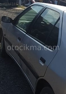 1998 model peugeot 306 1.8 benzinli çıkma sol takım kapı