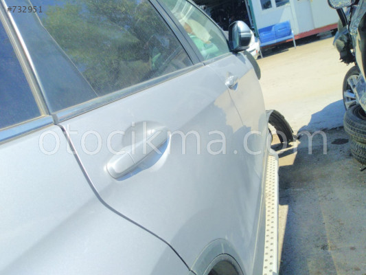 2015 model honda crv 1.6 çıkma sağ kapı.