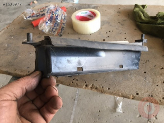 AUDİ  A4 A5 HAVA GİRİŞ KANALI OEM 8W0129617A