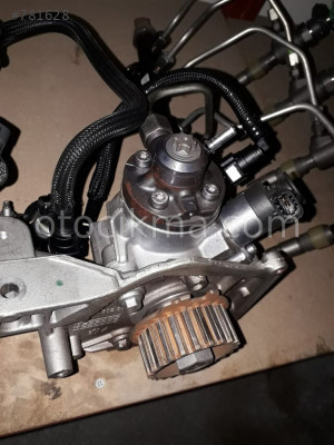 PEJO   301   ÇIKMA   MAZOT  POMPASI  LİDER  PEUGEOT