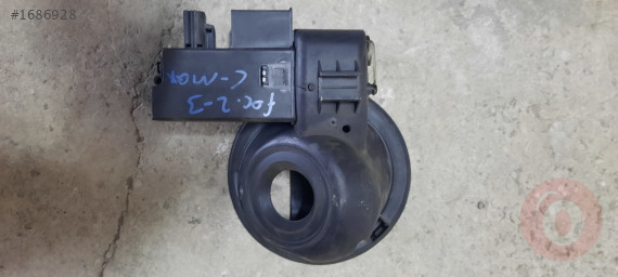 Ford focus 3 ford cmax  depo kapağı eletirikli çıkma orjinal
