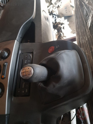Renault Kango Vites Çerçevesi Hatasız Orjinal Çıkma