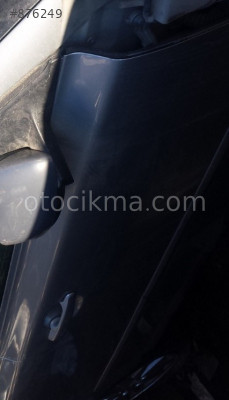 2005 VOLVO V50 HATASIZ SAĞ YAN PANEL.