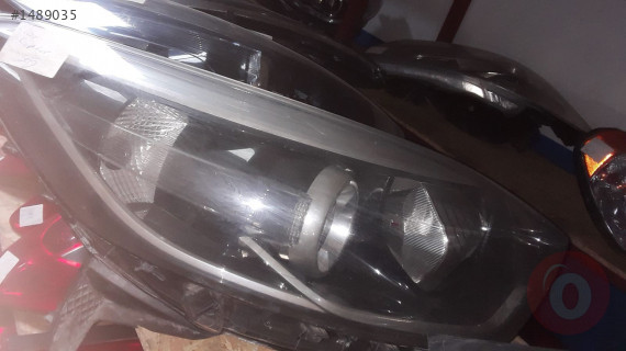 RENAULT CAPTUR SAG FAR ÇIKMA ORJİNAL PARÇALAR
