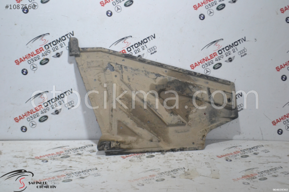 MERCEDES B SERİSİ A246 W246 SOL MUHAFAZA