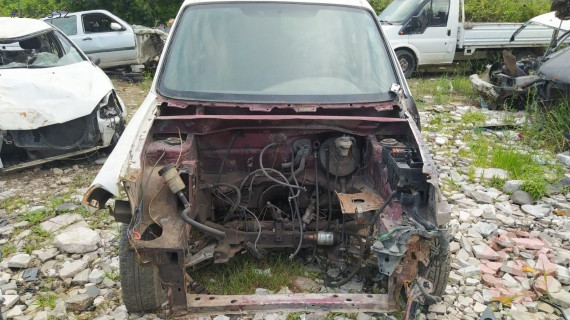 1999 model peugeot partner 1.4 benzinli kesme ön