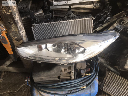 2016 Ford fiesta sol far