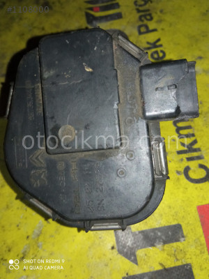 PEUGEOT 301 ORJINAL ÇIKMA GAZ KELEBEGİ