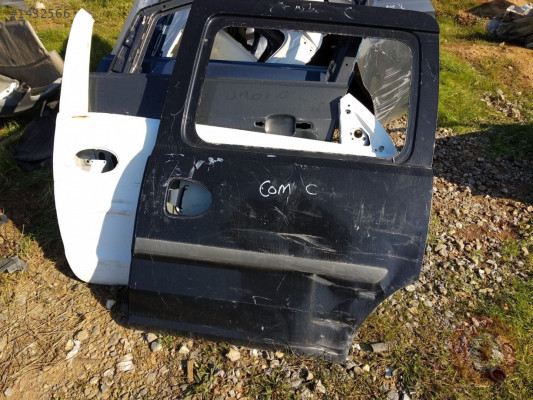 OPEL COMBO SOL ORTA ORJİNAL ÇIKMA KAPI