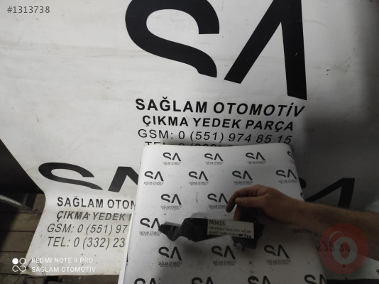 OEM; 3C0807724 VW PASSAT 06-11 ÇIKMA  SAĞ ÖN BRAKET