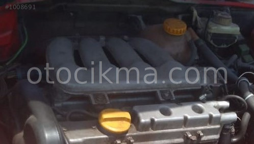 1997 model opel tigra 1.6 16v çıkma silindir kapağı