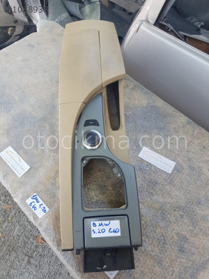 Bmw 5.20 E60 Orta Konsol Hatasız Orjinal Çıkma