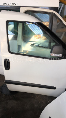 Fiat Doblo Sag Ön Kapı 2013 Hatasız
