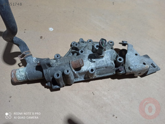 Megane 1 Laguna 1 - 1.6 16V Termostat Komple 8200934203 7700