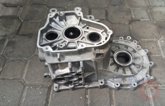 CADDY GOLF JETTA A3 ŞANZUMAN GÖVDESİ 0A4301103D 0A4301107H