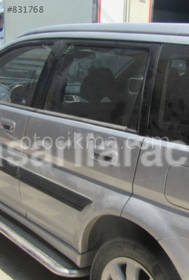 2005 HONDA HRV BENZİNLİ KOMPLE ORİJİNAL SOL ARKA KAPI.