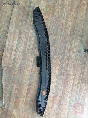 Hyundai i20 ön tampon bağlantı ayağı alt orjinal 865711J000