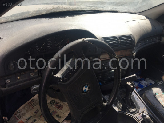 BMW 520İ KOMPLE GÖĞÜSLÜK