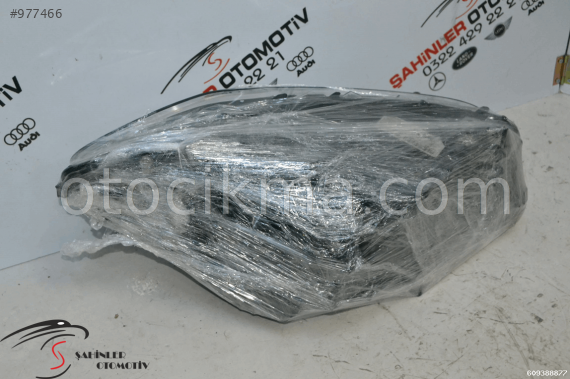 BMW 5 SERİSİ F10 SOL FAR