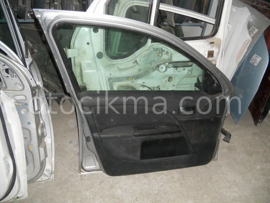 FORD MONDEO SOL ÖN KAPI DIŞ AÇMA KOLU 2000-2005 MODEL