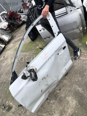 Audi A3 Sol Ön Kapı Kilidi hatasız orjinal çıkma