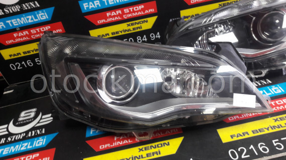 Opel Astra J Xenon Sağ Far