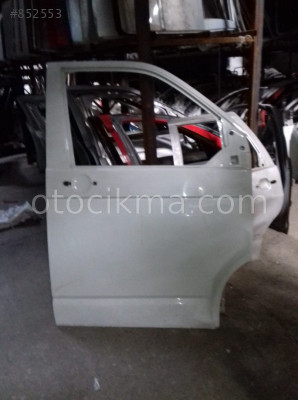 volkswagen transporter çıkma sağ ön kapı