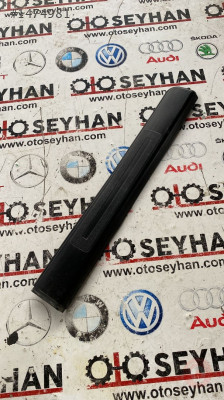 8P4853557C audi a3 sportback sol arka marşbiyel eşik kaplama