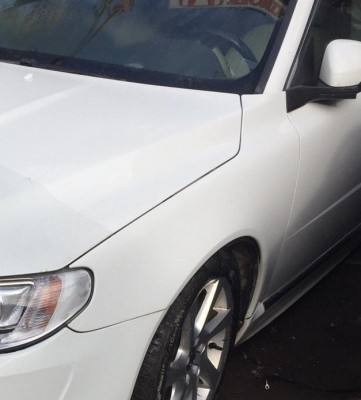 VOLVO S80 HATASIZ SOL ÖN ÇAMURLUK.