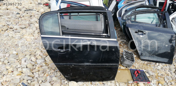 opel vectra c çıkma sağ arka kapı dolu