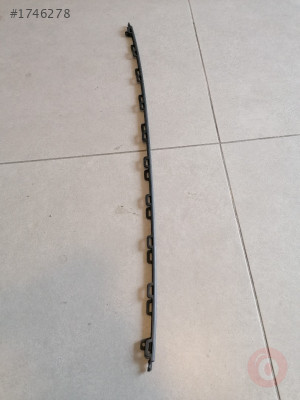 3G0853245G ÖN TAMPON ORTA SÜS ÇITASI