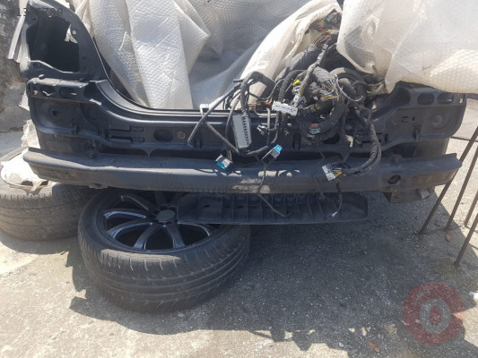 Bmw 5 E60 Arka Tampon Demiri Hatasız Orjinal Çıkma
