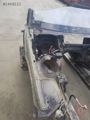 Bmw E46 Sağ Ön Şasi Hatasız Orjinal Çıkma