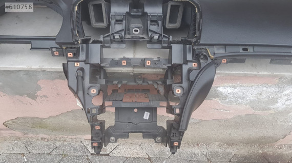 opel insignia torpido ve astra corsa çıkmaları