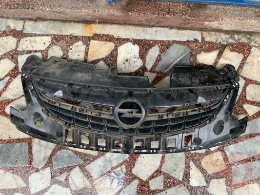 OPEL CORSA D ÇIKMA ORJİNAL ÖN PANJUR 2011-14 13286000