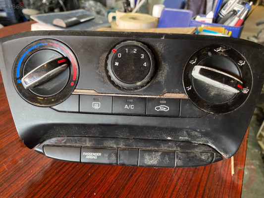 Hyundai i20 klima kontrol paneli