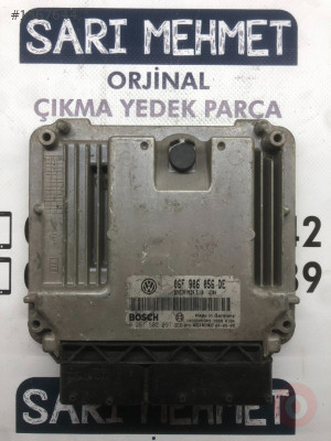 ÇIKMA VW GOLF 2.0 FSI MOTOR BEYNİ 06F906056DE