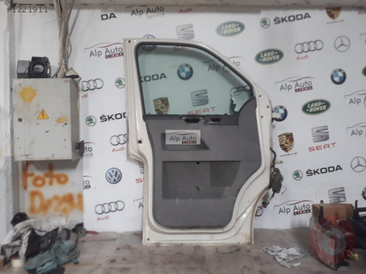 TRANSPORTER T5 2004-2010  ORJİNAL ÇIKMA SAĞ KAPI DÖŞEMESİ