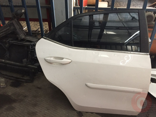 2018 TOYOTA COROLLA ARKA SAĞ KAPI