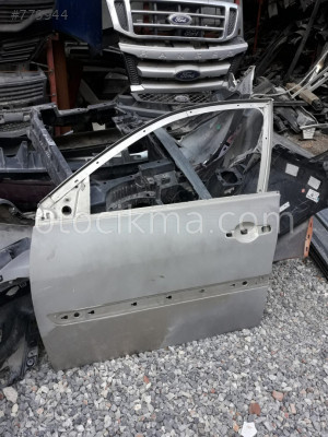 RENAULT MEGANE 2 SOL ÖN KAPI EYÜPCAN OTO ÇIKMA’DA