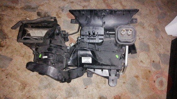 FORD TRANSİT KALORİFER KAZANI  BK21 18478 ÇIKMA ORİJİNAL