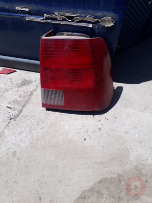 2000 MODEL VOLKSWAGEN PASSAT ARKA SAĞ STOP LAMBASI 300 TL