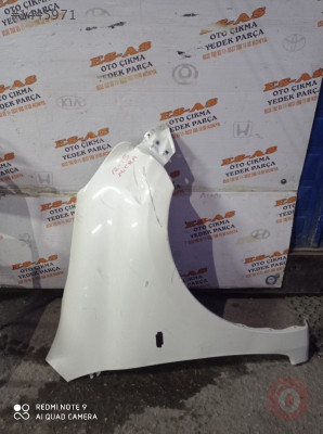 Nissan Micra Sağ Ön Çamurluk 2012-2015