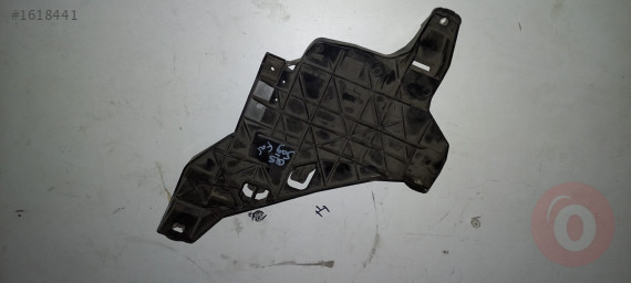 8R0941454A - Audi Q5 Sağ Far Alt Tablası Orjinal Çıkma