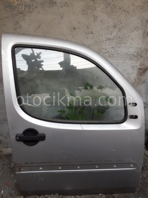 FİAT DOBLO 2008-2010 MODEL SAĞ ÖN KAPI DOLU